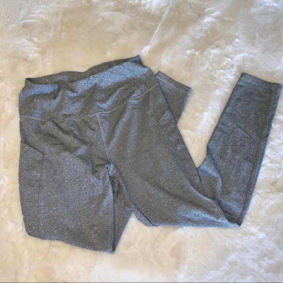 Danskin Active Tights Yoga Pants w Pockets - Picture 3 of 3